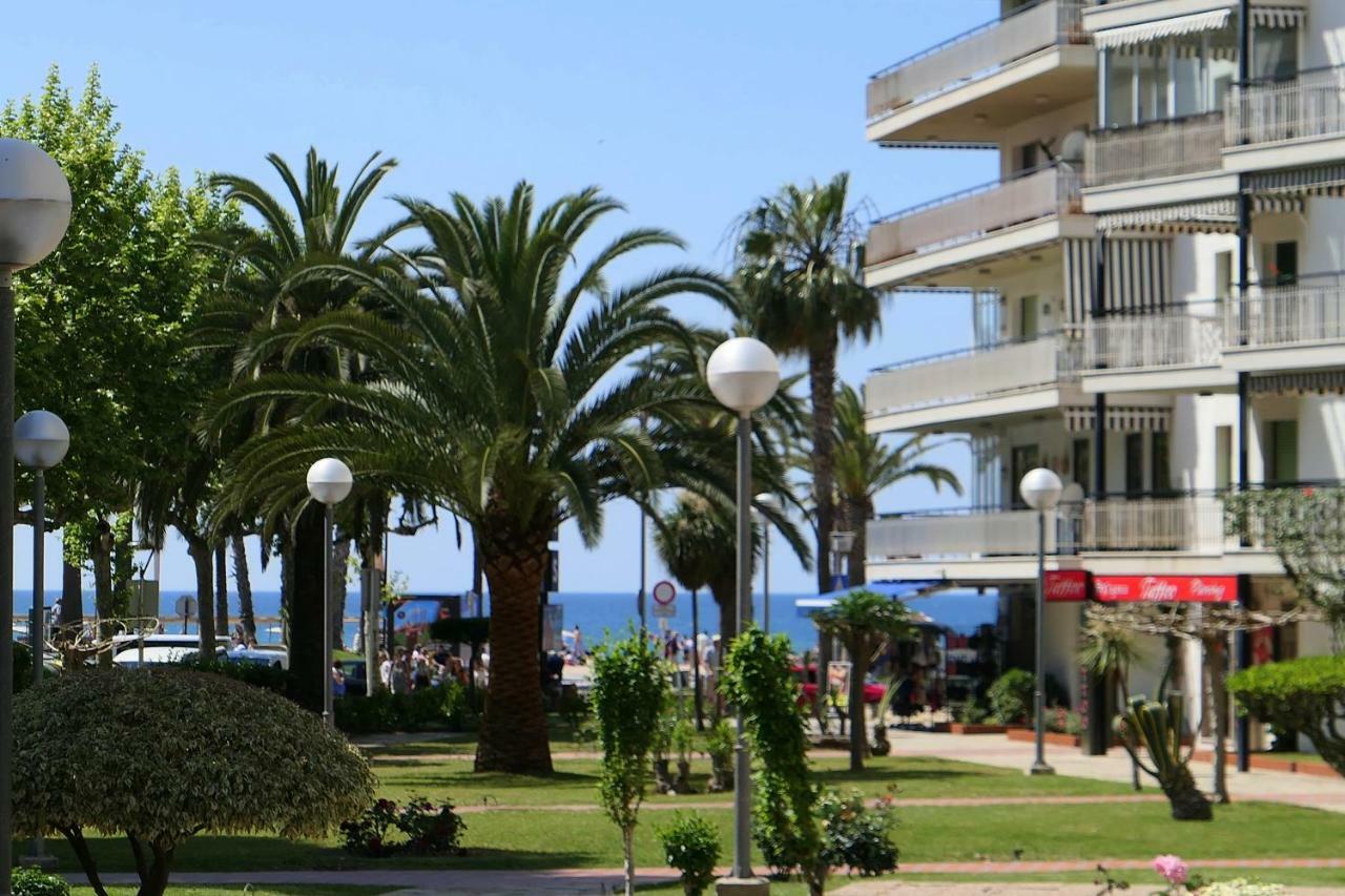 Rentalmar Delfos Playa Salou